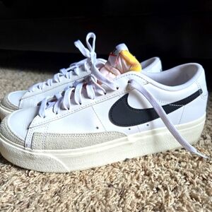 NIKE Blazer Low Platform Sneakers
